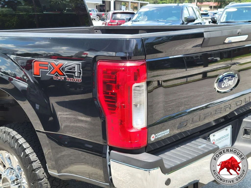 Used 2018 Black Ford XLT image 12