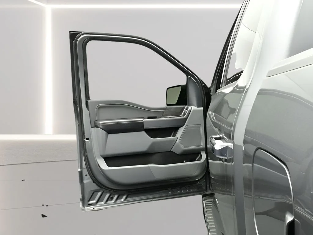 Used 2025 Carbonized Grey Metallic Ford XLT image 16