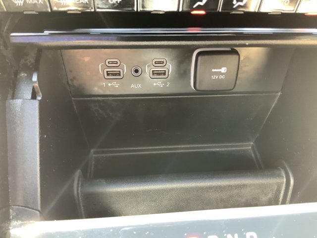 Used 2023 Velvet Red Pearlcoat Jeep Limited image 24