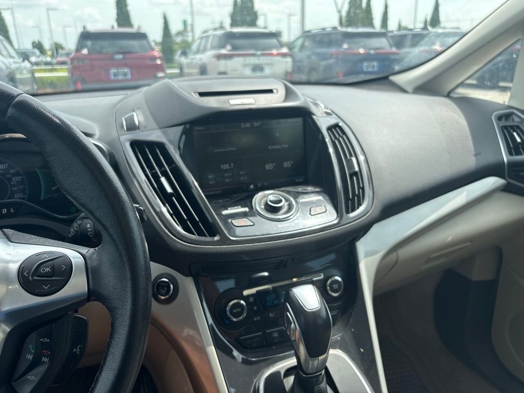 Used 2013 White Ford SEL image 3