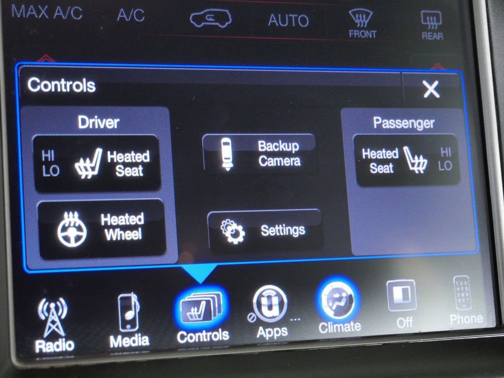 Used 2017 Red Jeep Altitude image 44