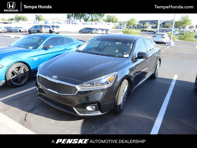 2017|Kia|Cadenza|Premium|4D Sedan