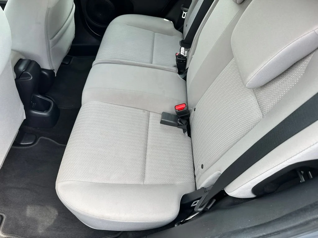 Certified Used 2018 Silver Metallic Honda LX image 15