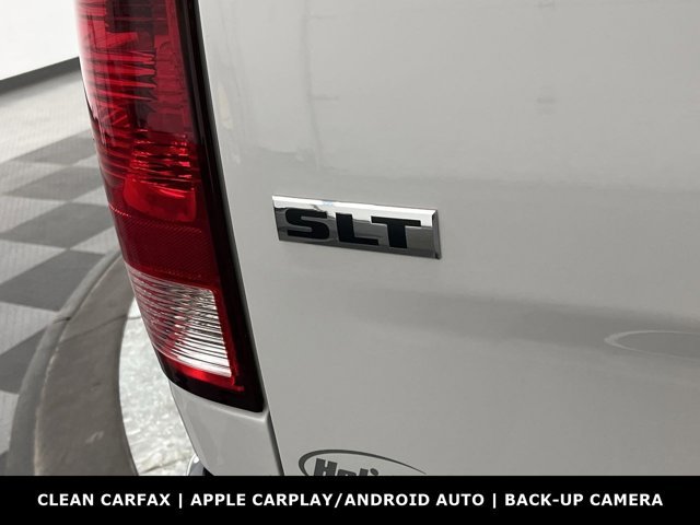 Used 2022 Bright White Clearcoat Ram SLT image 28