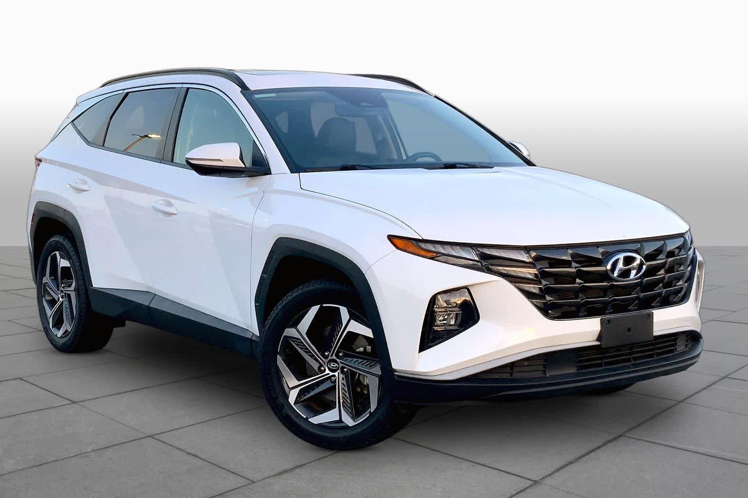 Used 2023 Serenity White Pearl Hyundai SEL image 5