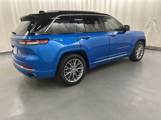 2023 Jeep Grand Cherokee Summit 4xe photo 4