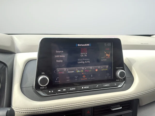 Used 2023 White Nissan SV image 14