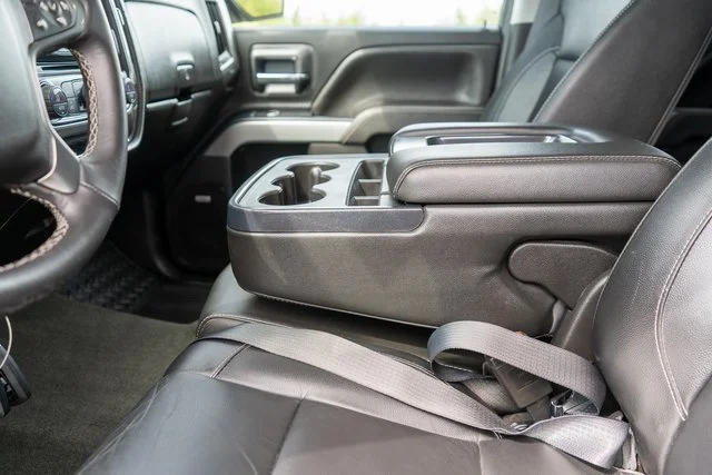 Used 2018 HAVANA METALLIC Chevrolet LT image 16