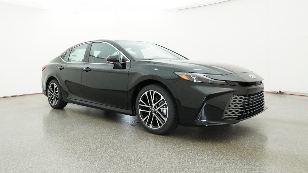 New 2026 Midnight Black Metallic Toyota XLE image 17