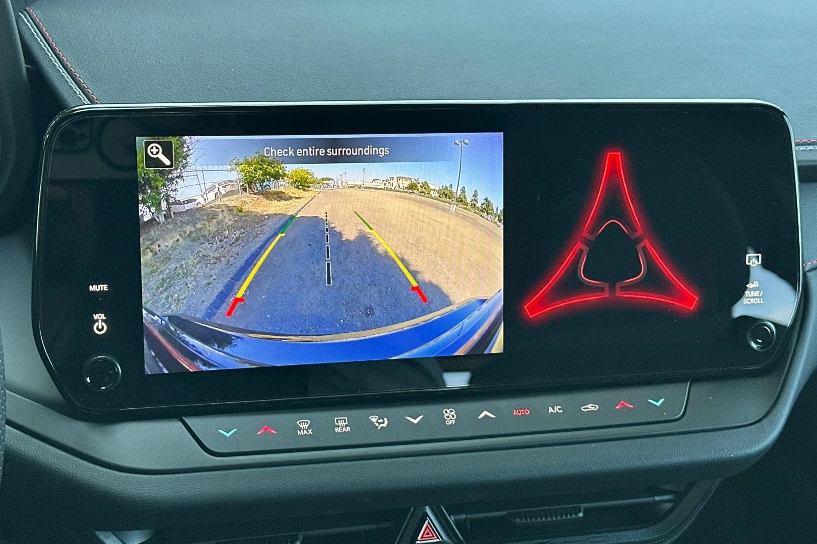 New 2026 Diamond Black Crystal Pearlcoat Dodge R/T image 14