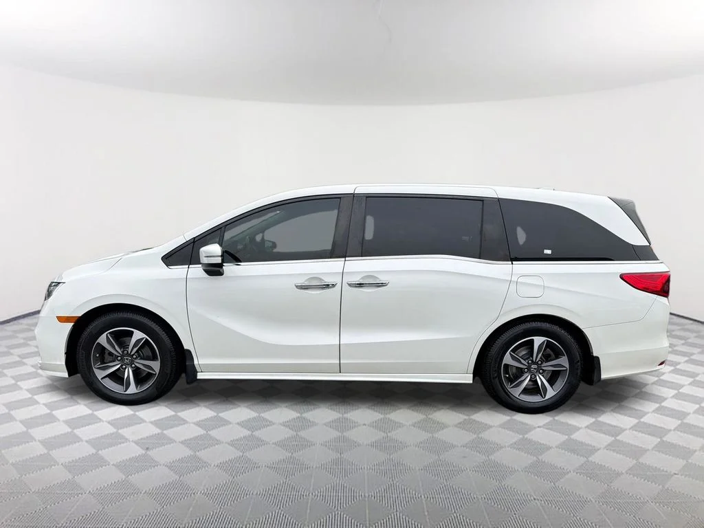 Used 2019  Honda Touring image 8