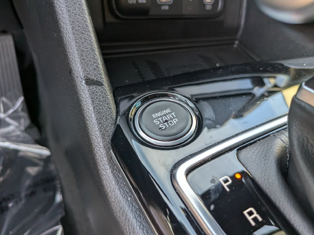 Used 2025 White Kia EX image 25