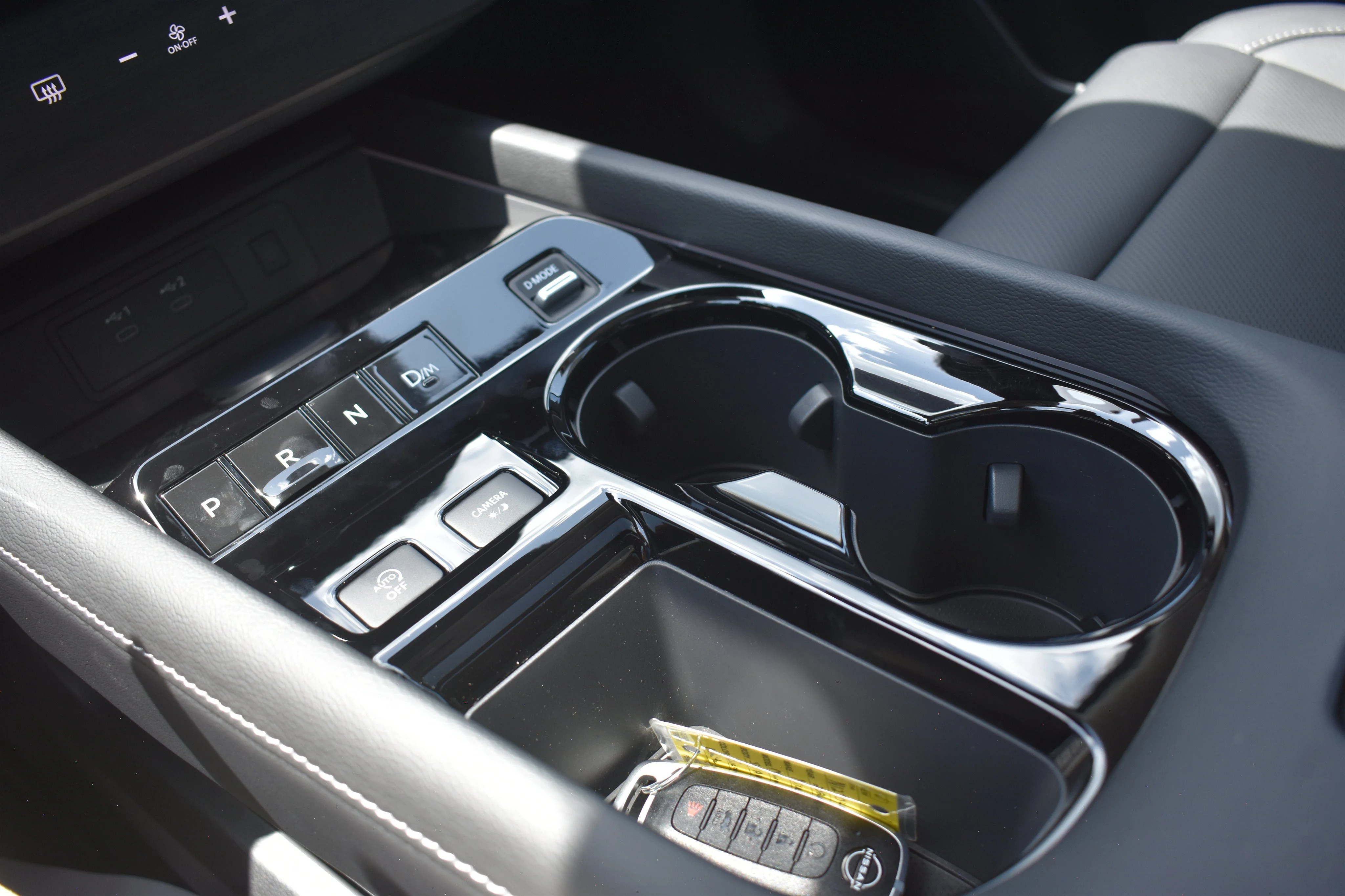 New 2026 Everest White Pearl Tricoat Nissan SL image 29