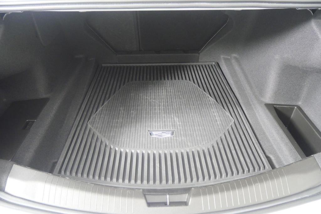 Used 2024 Summit White Cadillac V-Series image 18