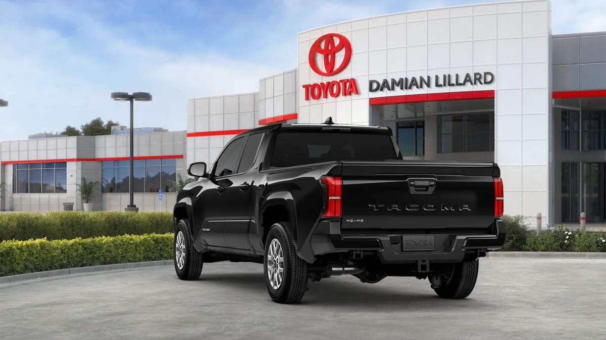 2026 Toyota Tacoma SR5 - Photo 35
