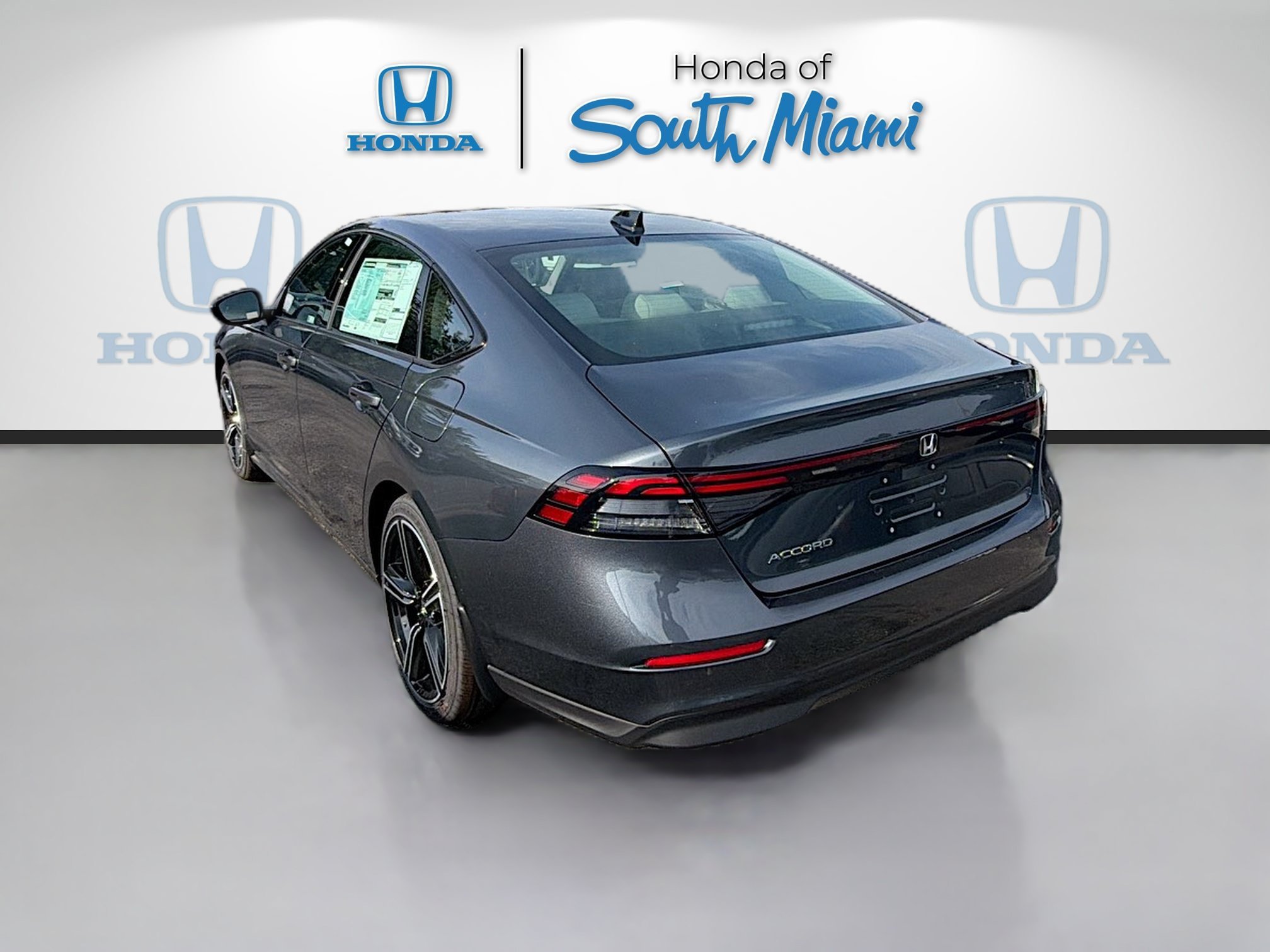 New 2026 Meteorite Gray Metallic Honda SE image 5
