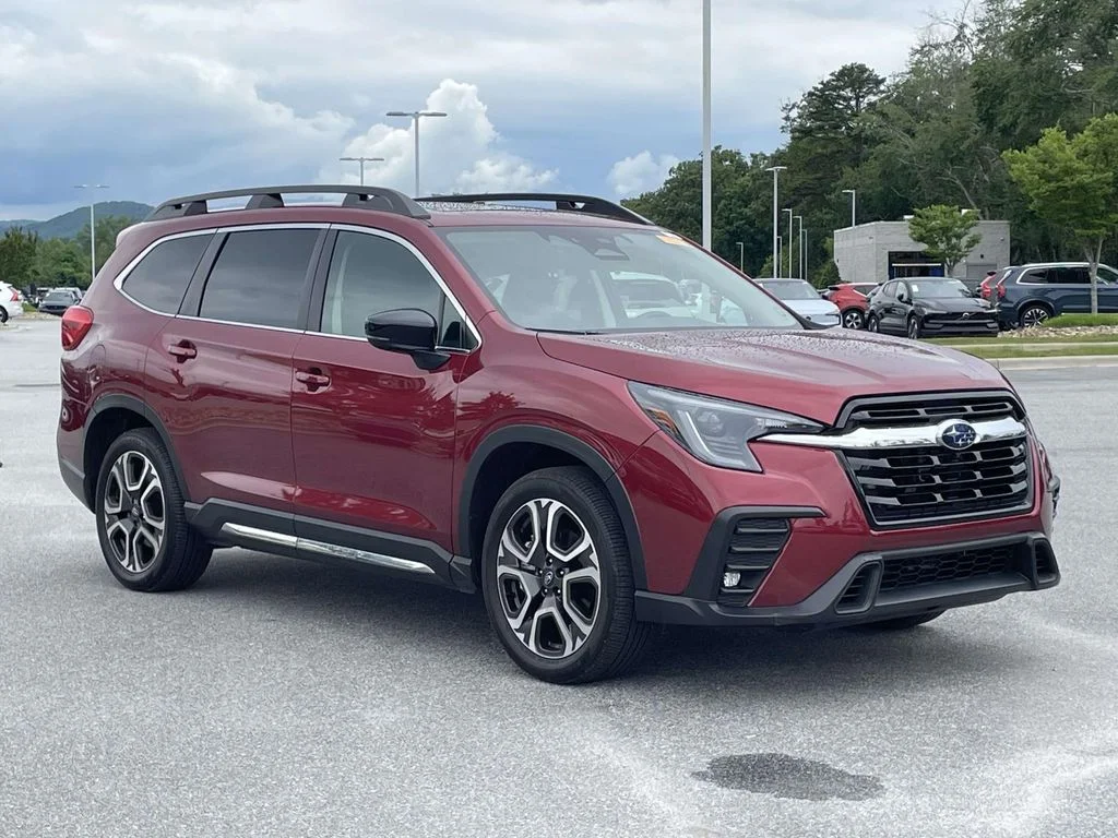 2024 Subaru Ascent Limited 7 Passenger's photo