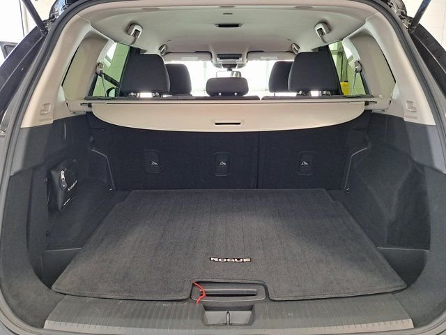 Used 2023 Black Nissan SV image 29