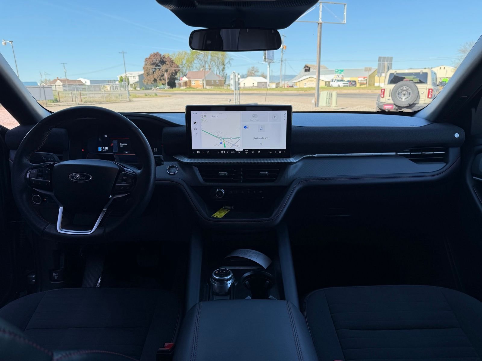 Used 2025 Gray Ford ST-Line image 24