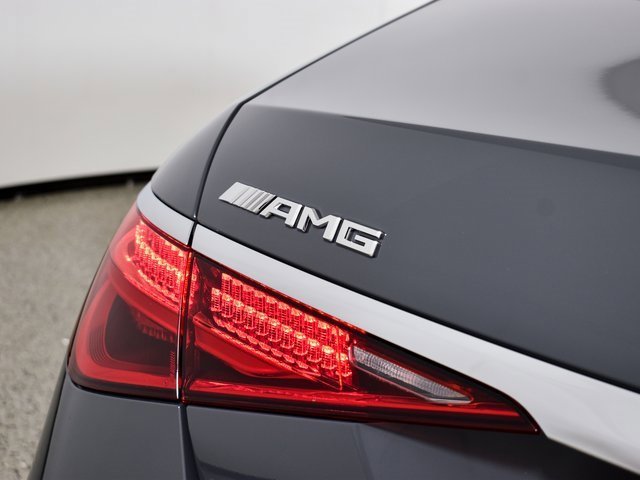 New 2026 MANUFAKTUR Silicon Grey Mercedes-Benz S 63 E AMG® image 71