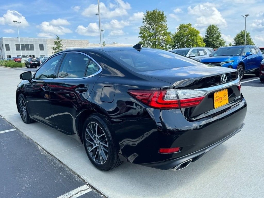 Used 2016 Obsidian Lexus 350 image 5
