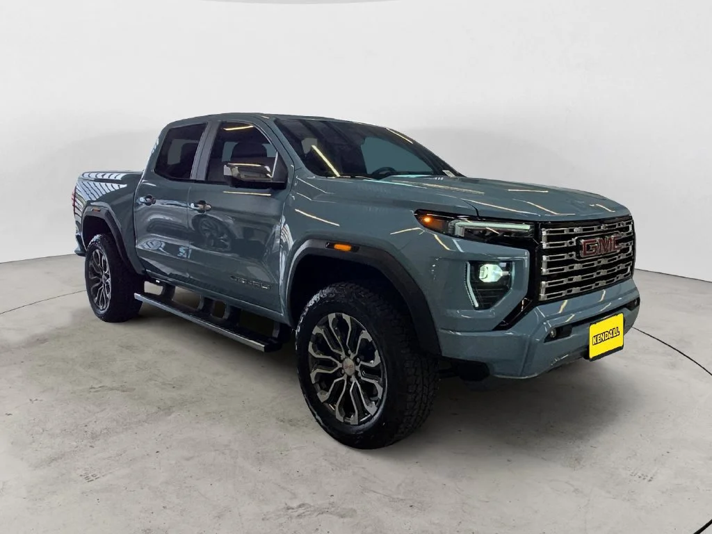 Certified Used 2026 Glacier Metallic GMC Denali image 5