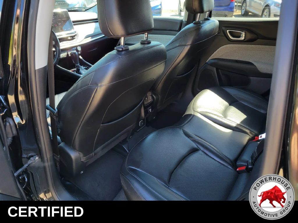 Used 2022 Black Jeep Latitude Lux image 15