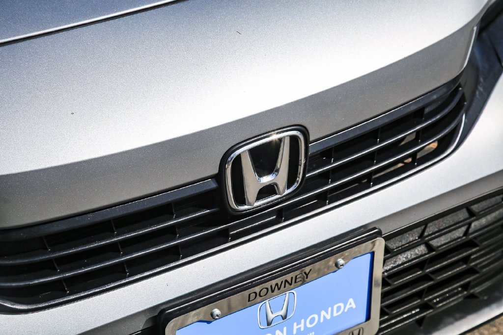 Certified Used 2024 Lunar Silver Metallic Honda 2.0L 4D SPORT image 39