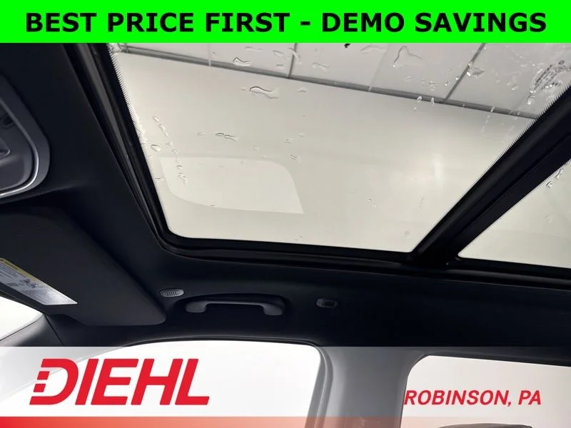 New 2026 High Gloss Black Exterior Paint Jeep Limited Altitude image 39