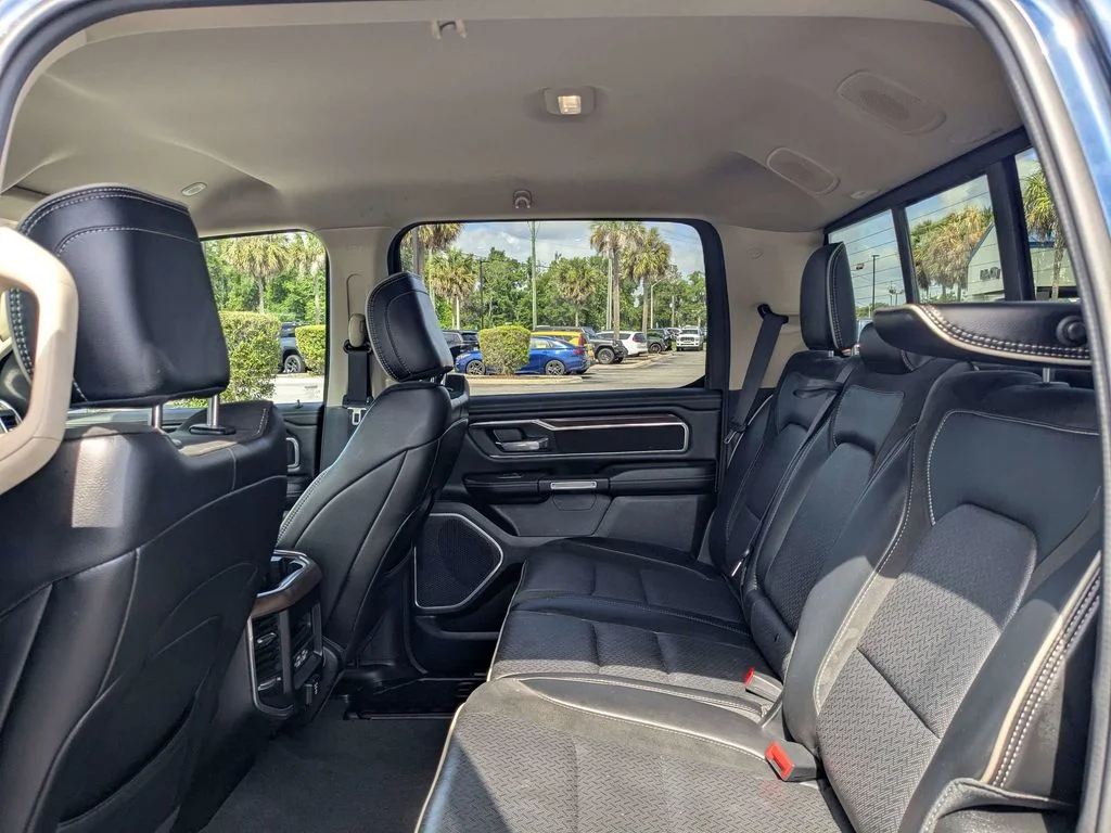 Used 2021 Blue Ram Laramie image 14