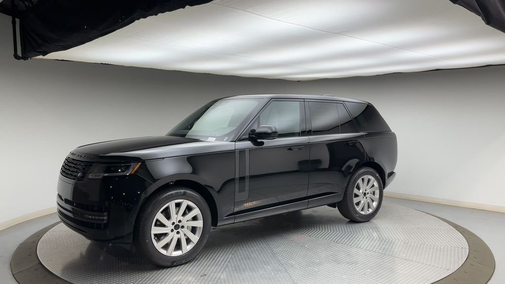 New 2026 Santorini Black Land Rover SE image 6