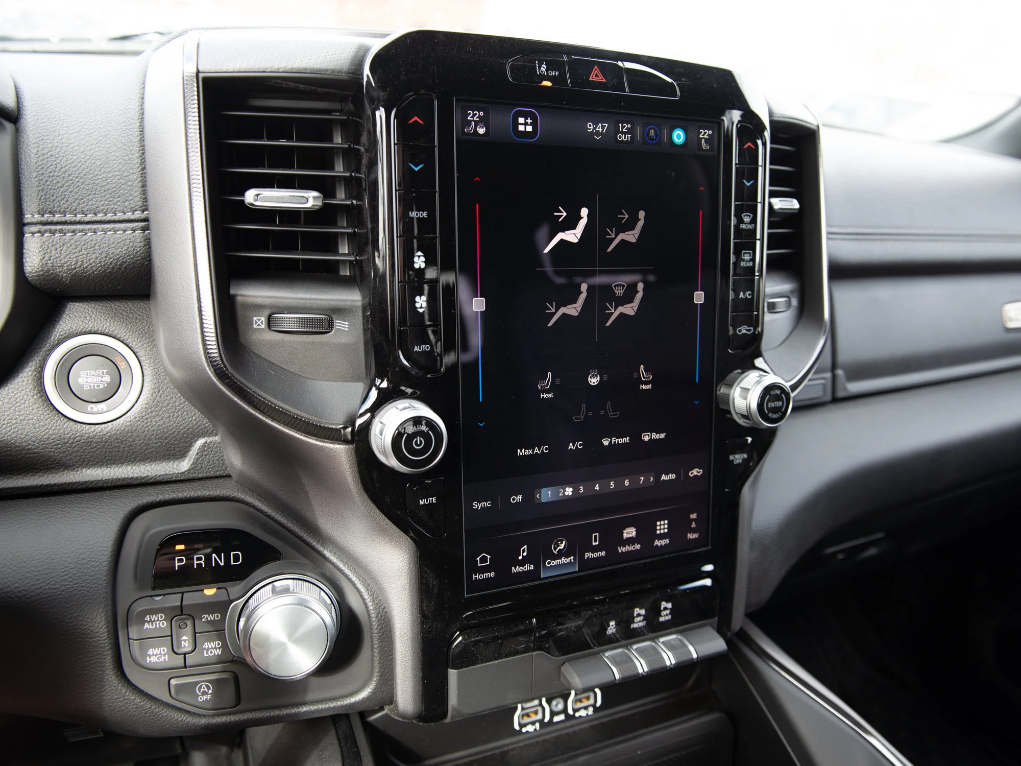 New 2026 Black RAM Sport* image 15