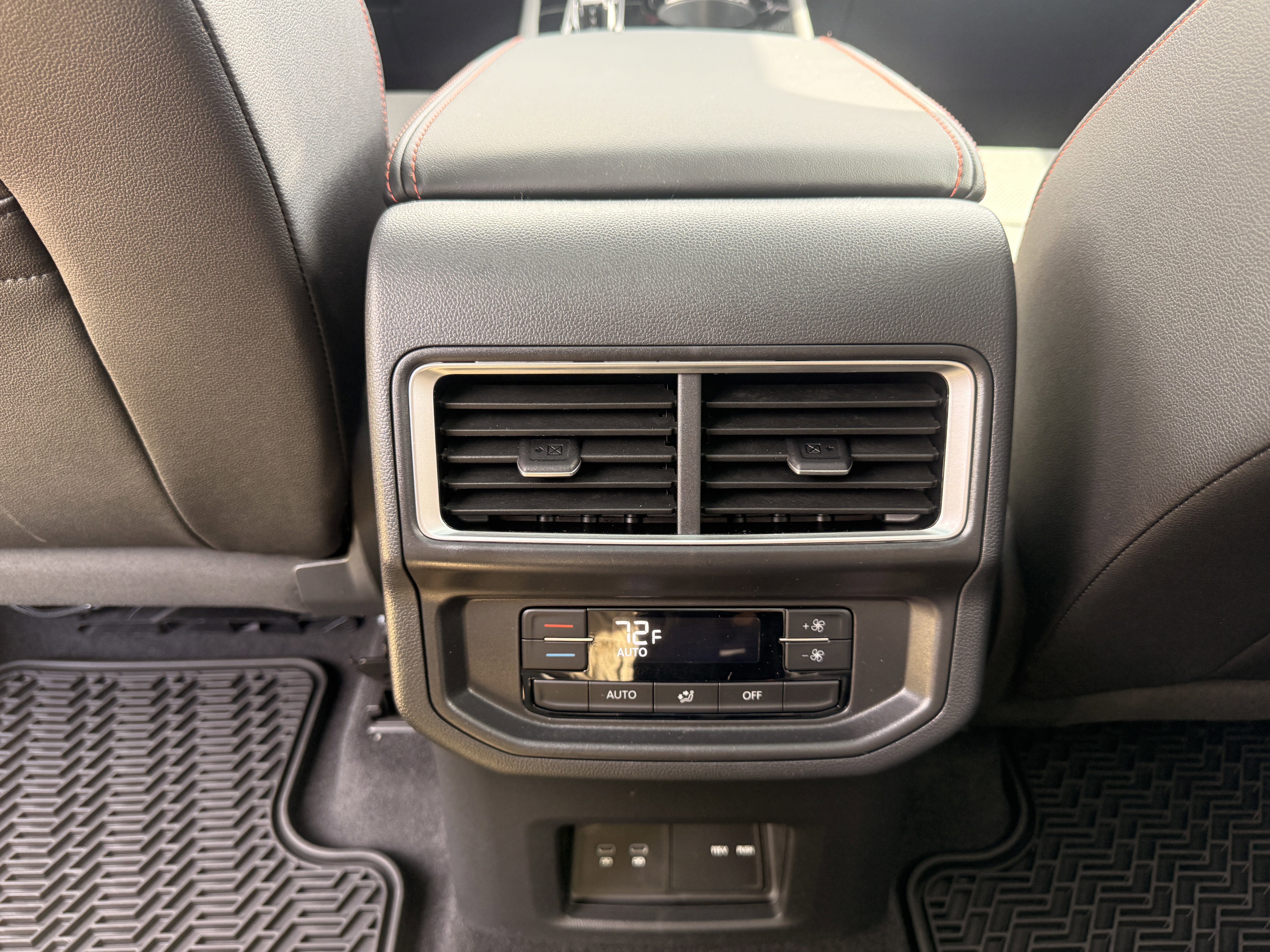 Certified Used 2025  Volkswagen 2.0T Peak Edition image 6