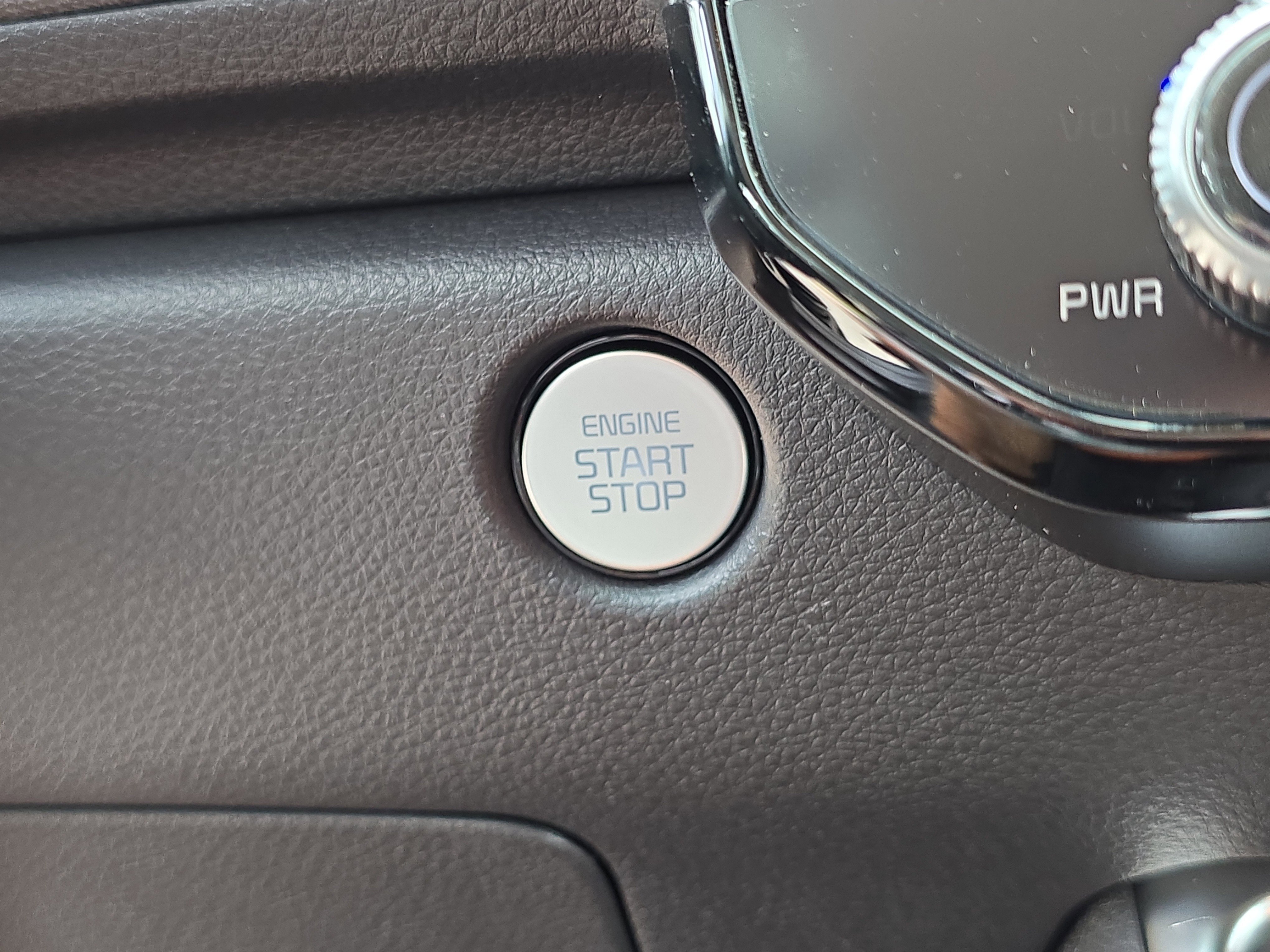 2026 Kia Carnival EX - Photo 31