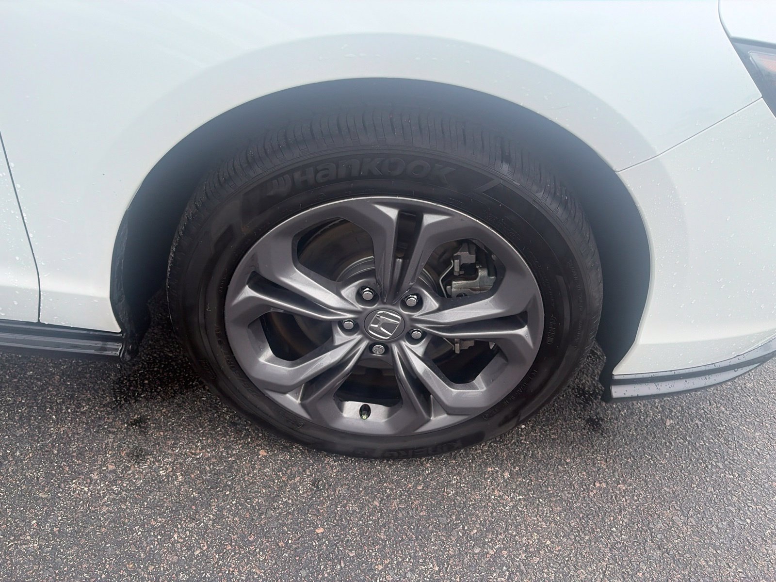Used 2025 White Honda EX-L image 9