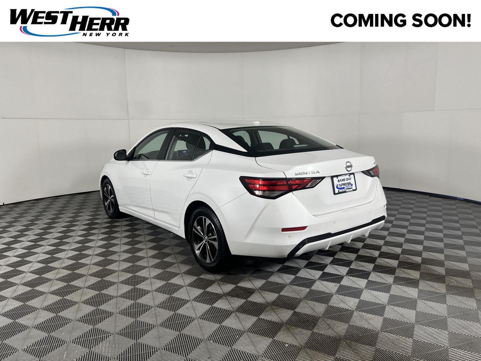 2023 Nissan Sentra SV CVT's photo