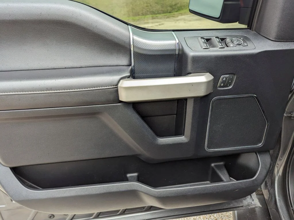 Used 2020 GRAY Ford SuperCrew Lariat 5 1/2 image 11
