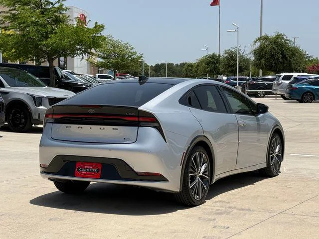 Certified Used 2023 CUTTING EDGE Toyota Limited image 5