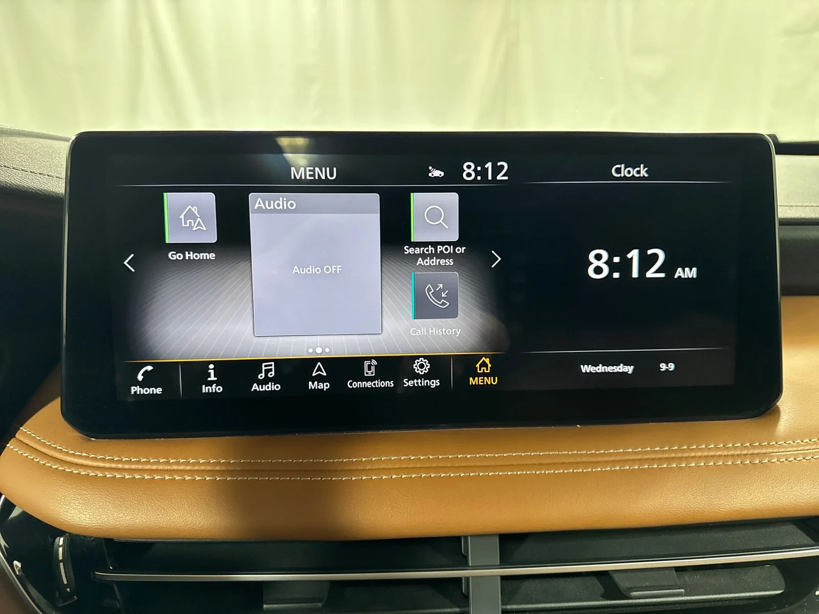 Used 2022 White INFINITI Sensory image 22