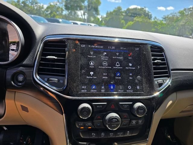 Certified Used 2022 White Jeep Laredo E image 22