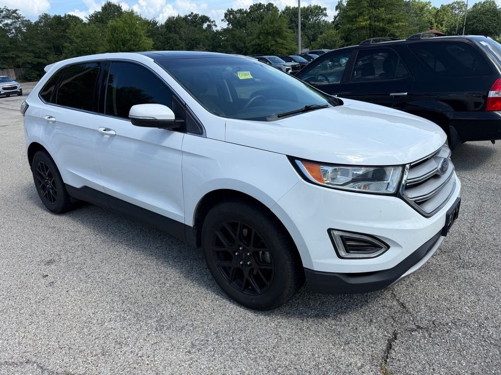 Used 2016 White Ford SEL image 1