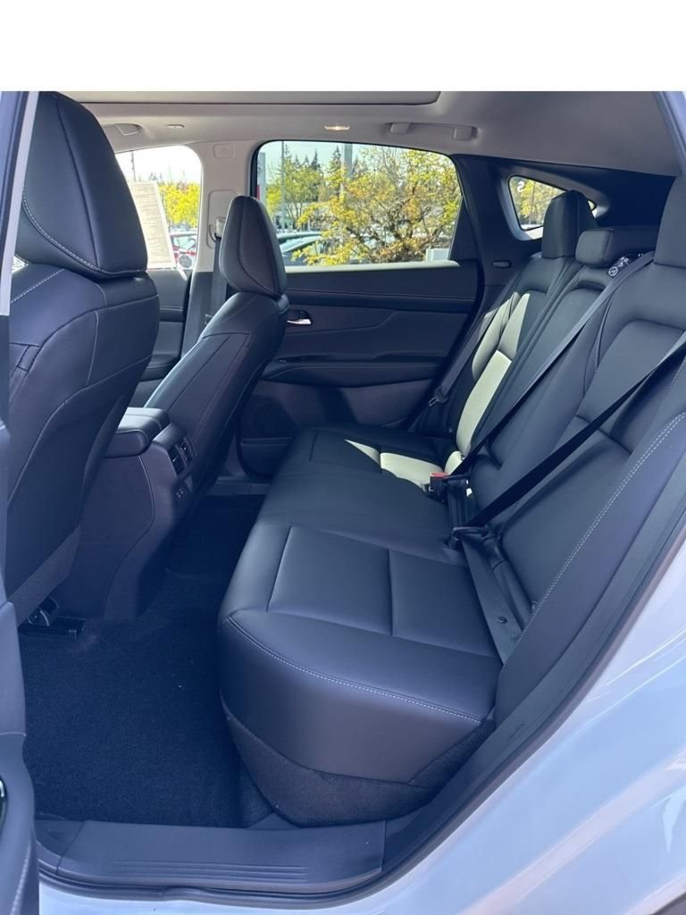 2025 Nissan Murano SL - Photo 17