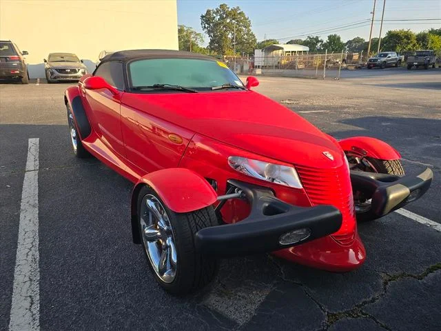 Used 2000 Red Plymouth Base image 14