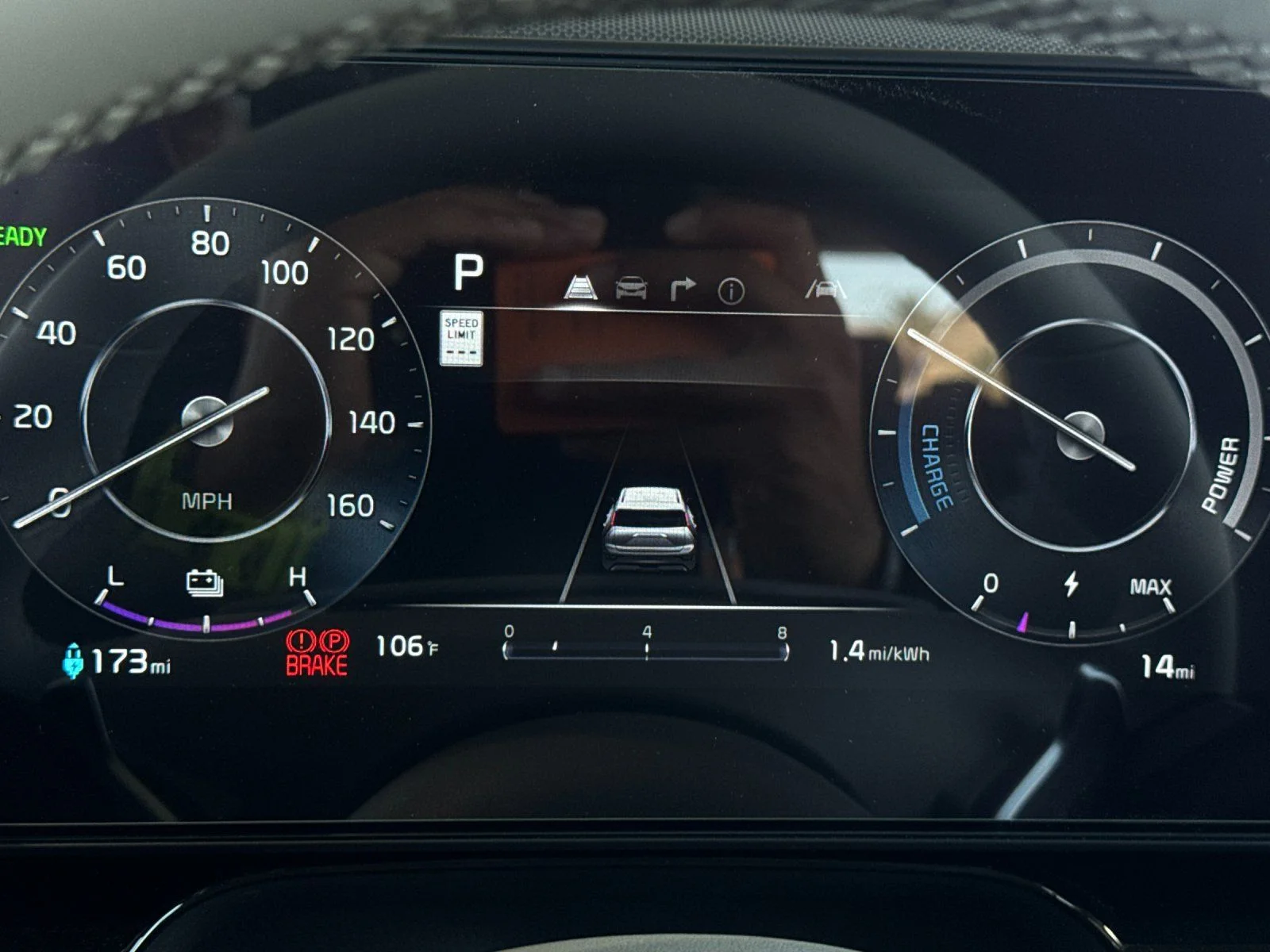 New 2026 White Kia Wave image 30