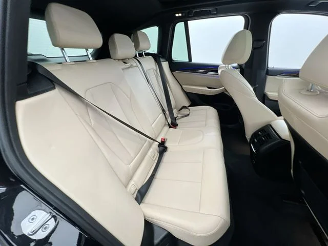 Used 2023 Black BMW xDrive30i image 17