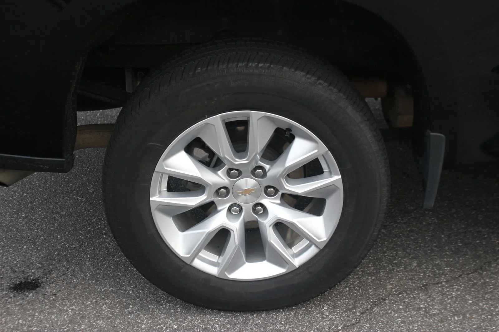 Used 2024 Black Chevrolet Custom image 35