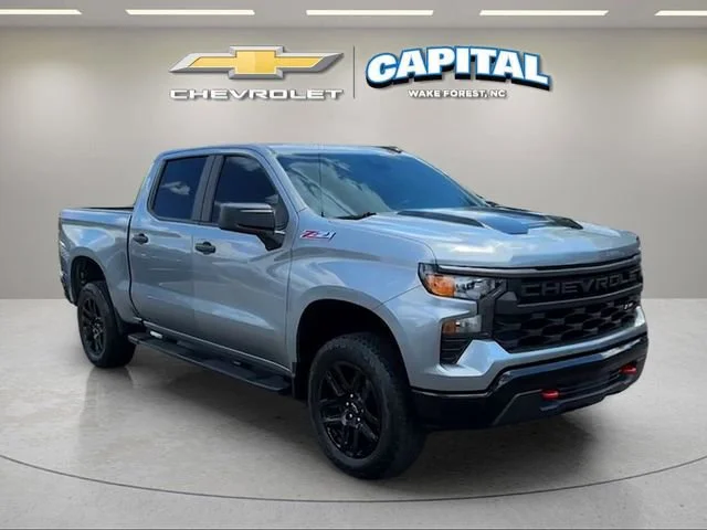 Used 2025 Sterling Gray Metallic Chevrolet Custom Trail Boss image 7
