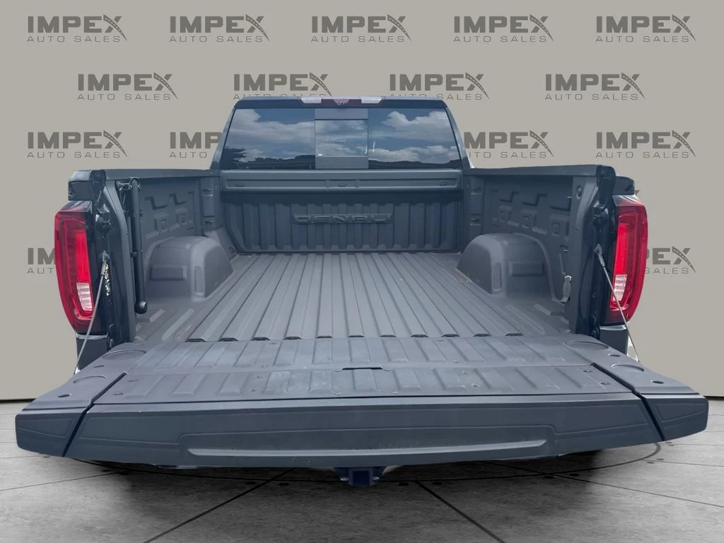 Used 2023 Silver GMC Denali image 19