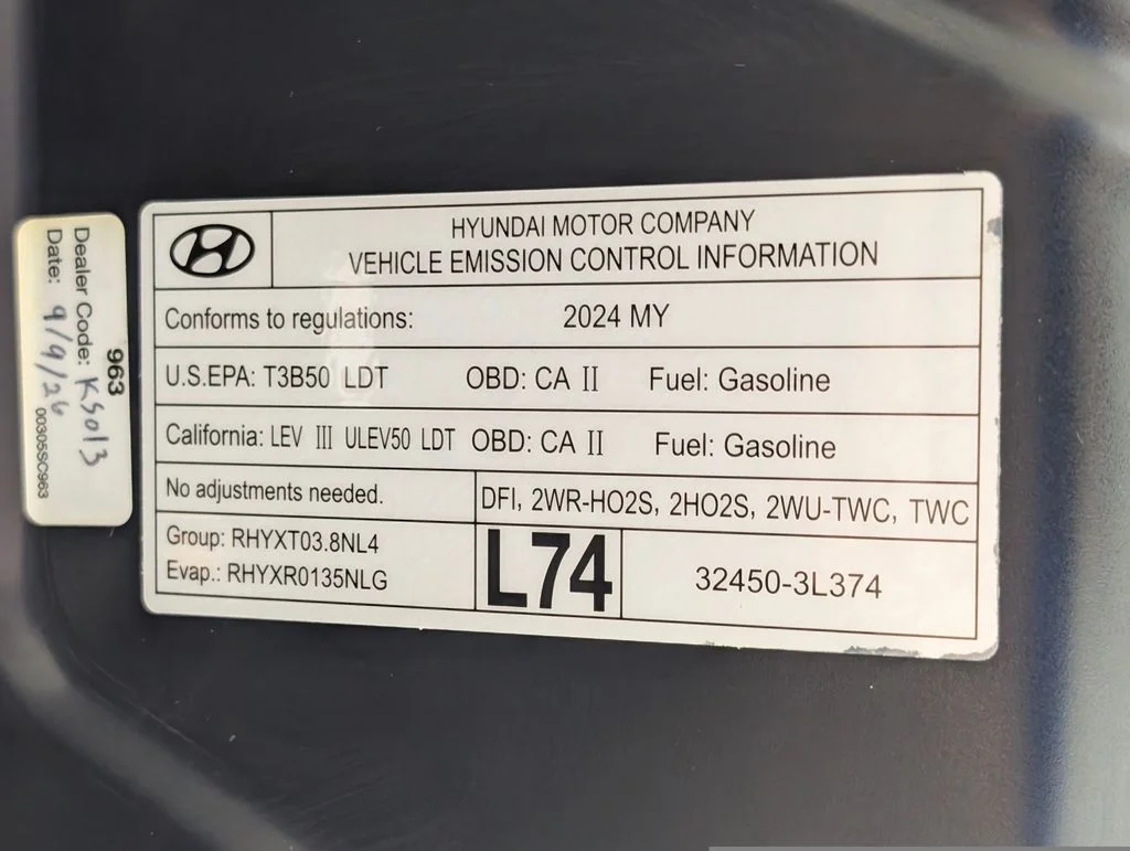 Certified Used 2024 Moonlight Cloud Hyundai Limited image 30