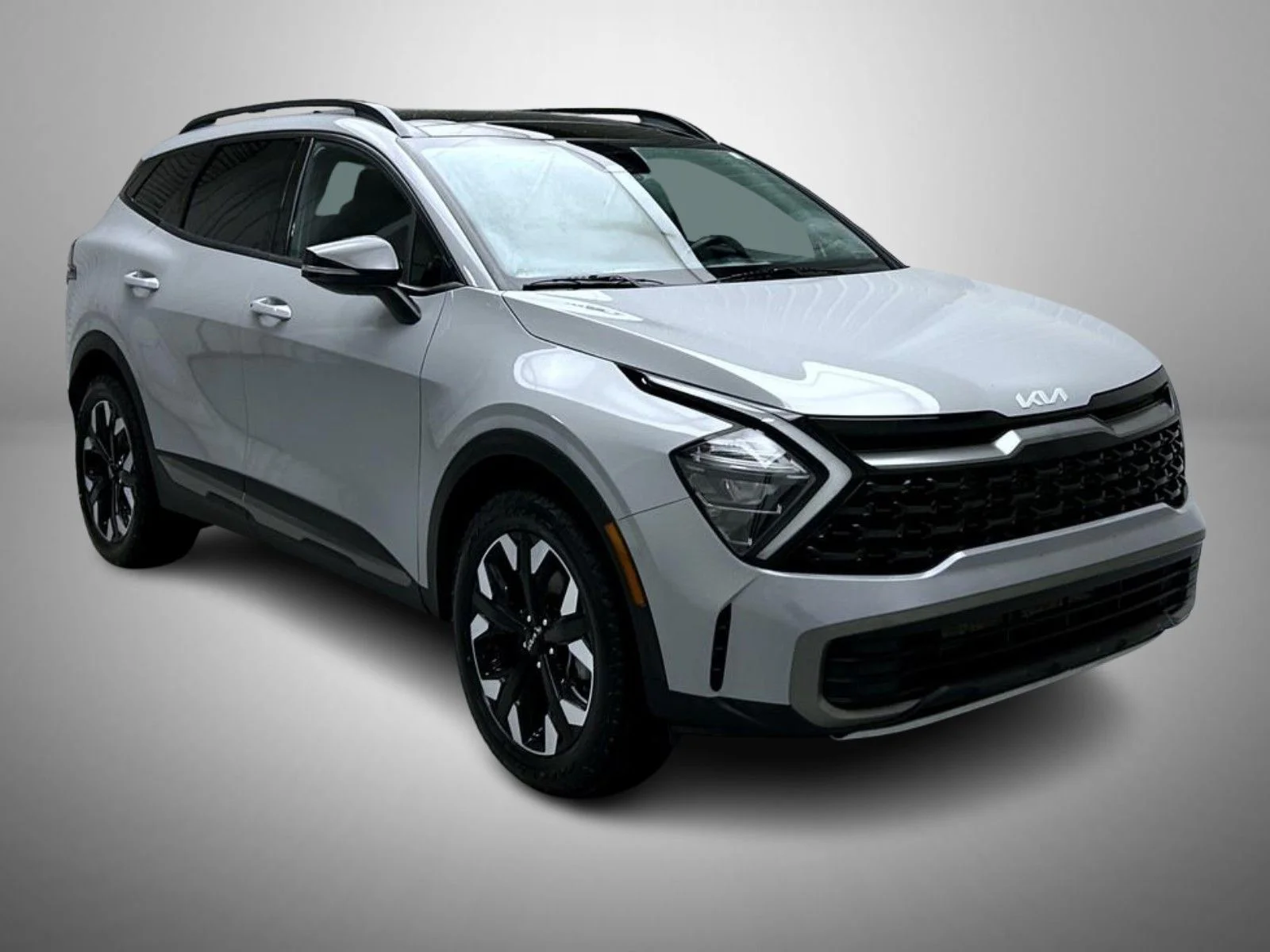 Used 2023 Gray Kia X-Line image 3